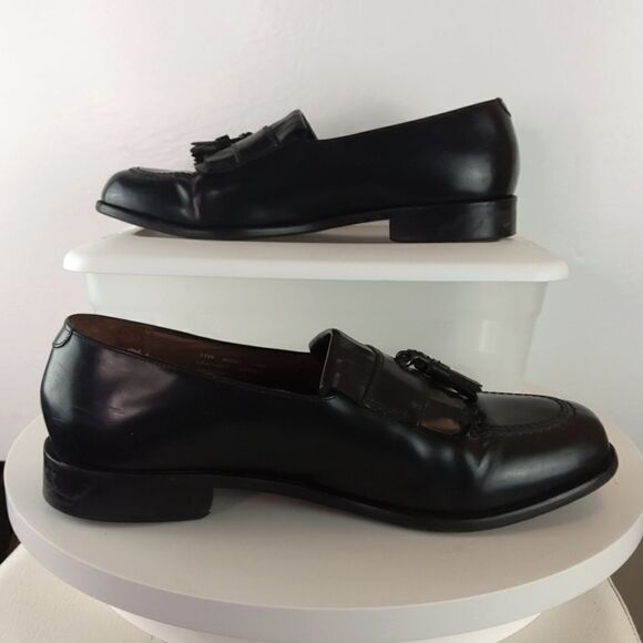 Bostonian classics black leather tassel loafers - Picture 3 of 17